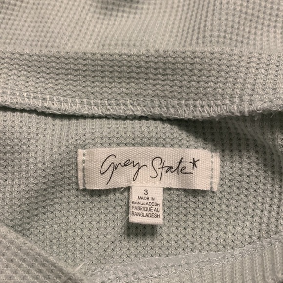 Grey State Trinity Top - Picture 7 of 10